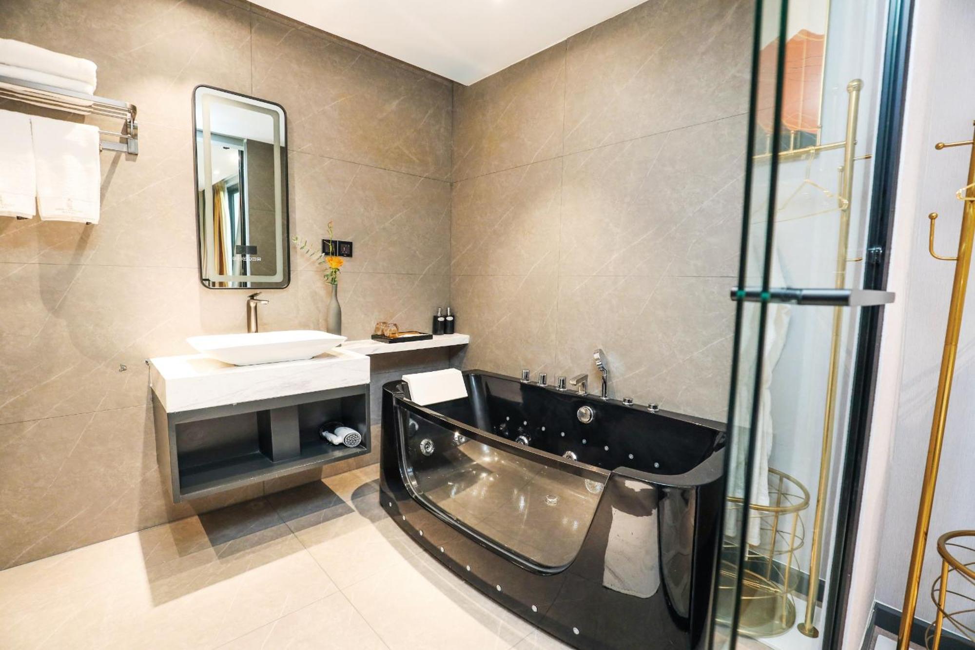 New Century Dalat Hotel Далат Экстерьер фото
