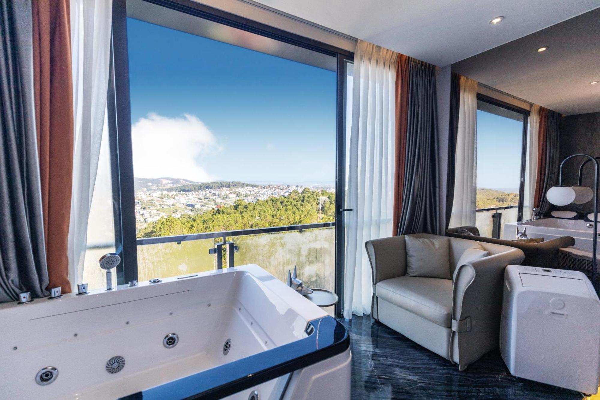 New Century Dalat Hotel Далат Экстерьер фото